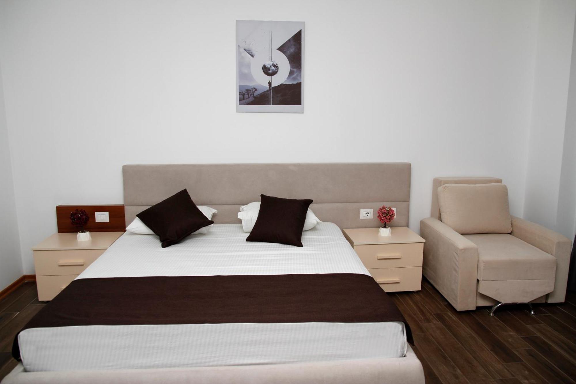 Amh Hotel Durres Ngoại thất bức ảnh