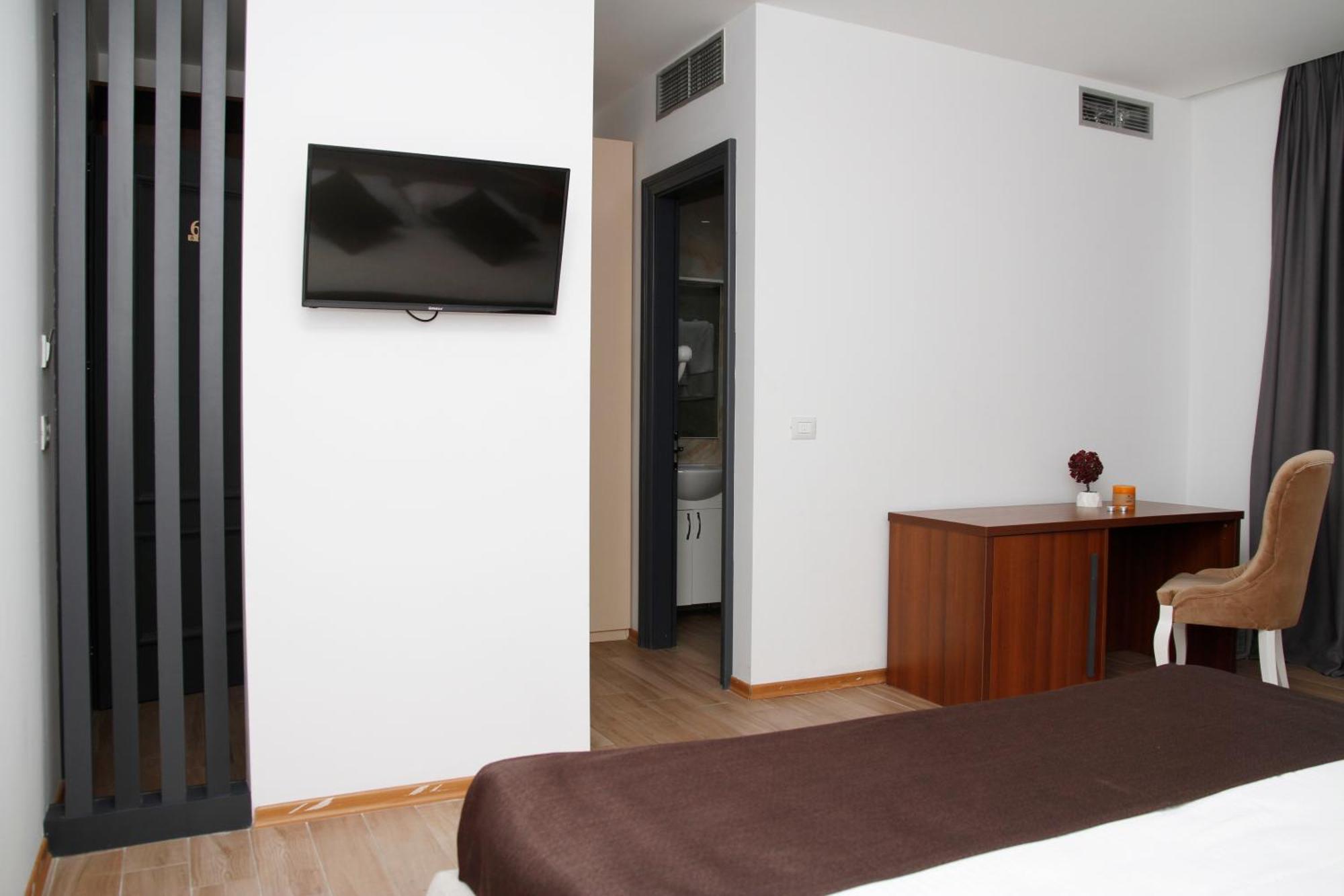 Amh Hotel Durres Ngoại thất bức ảnh