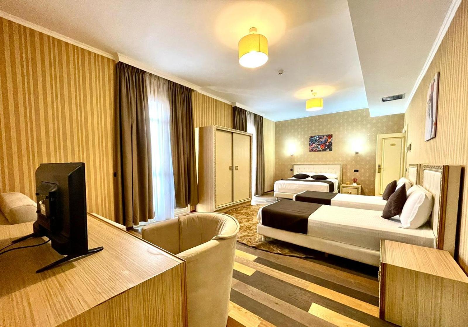 Amh Hotel Durres Ngoại thất bức ảnh