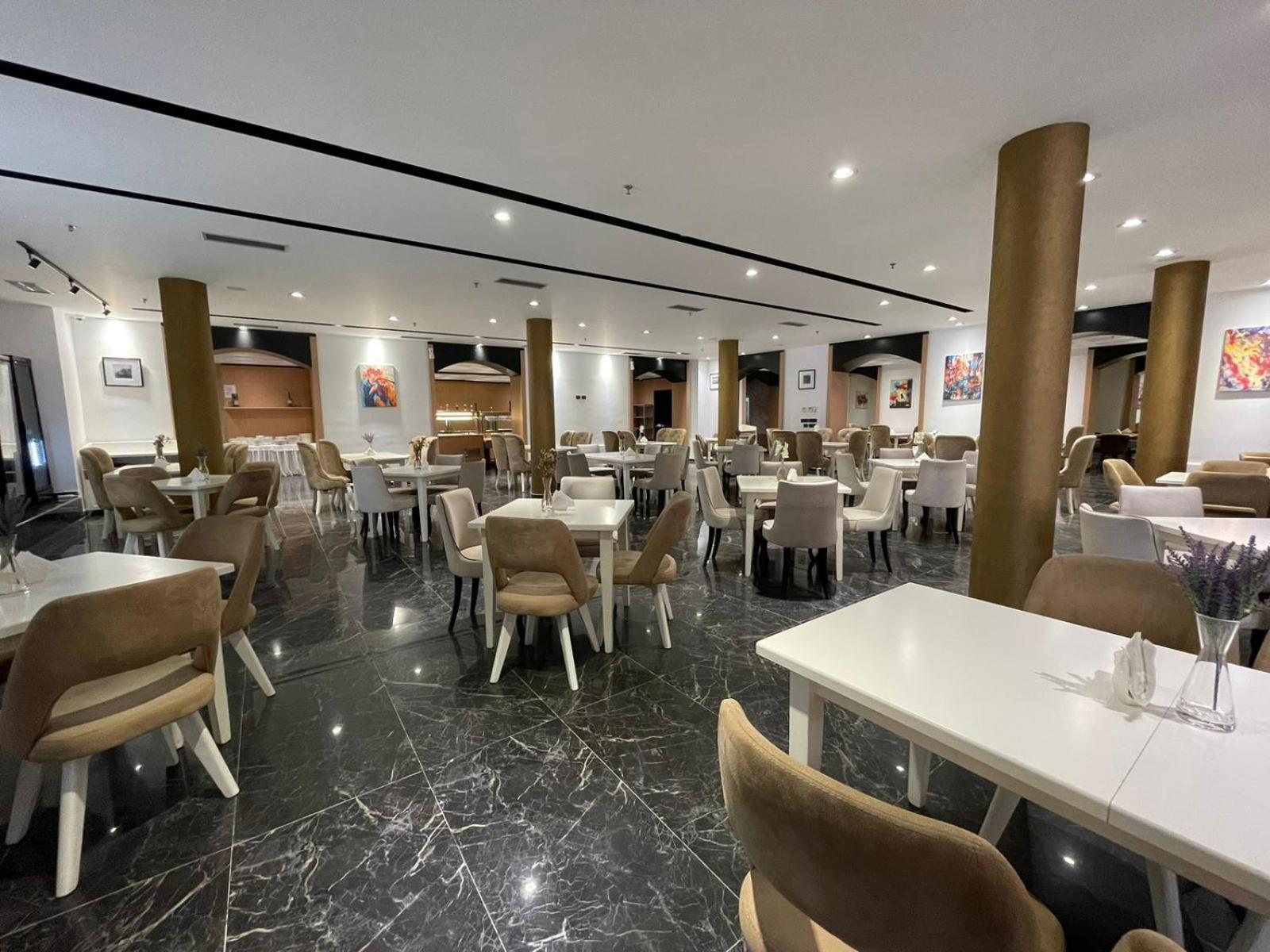 Amh Hotel Durres Ngoại thất bức ảnh
